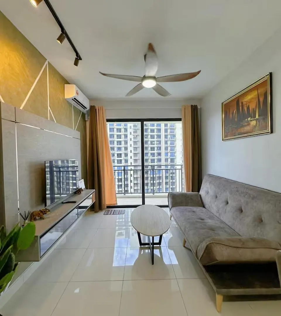 Paradise Pines Central Park Jb Τζόχορ Μπάχρου